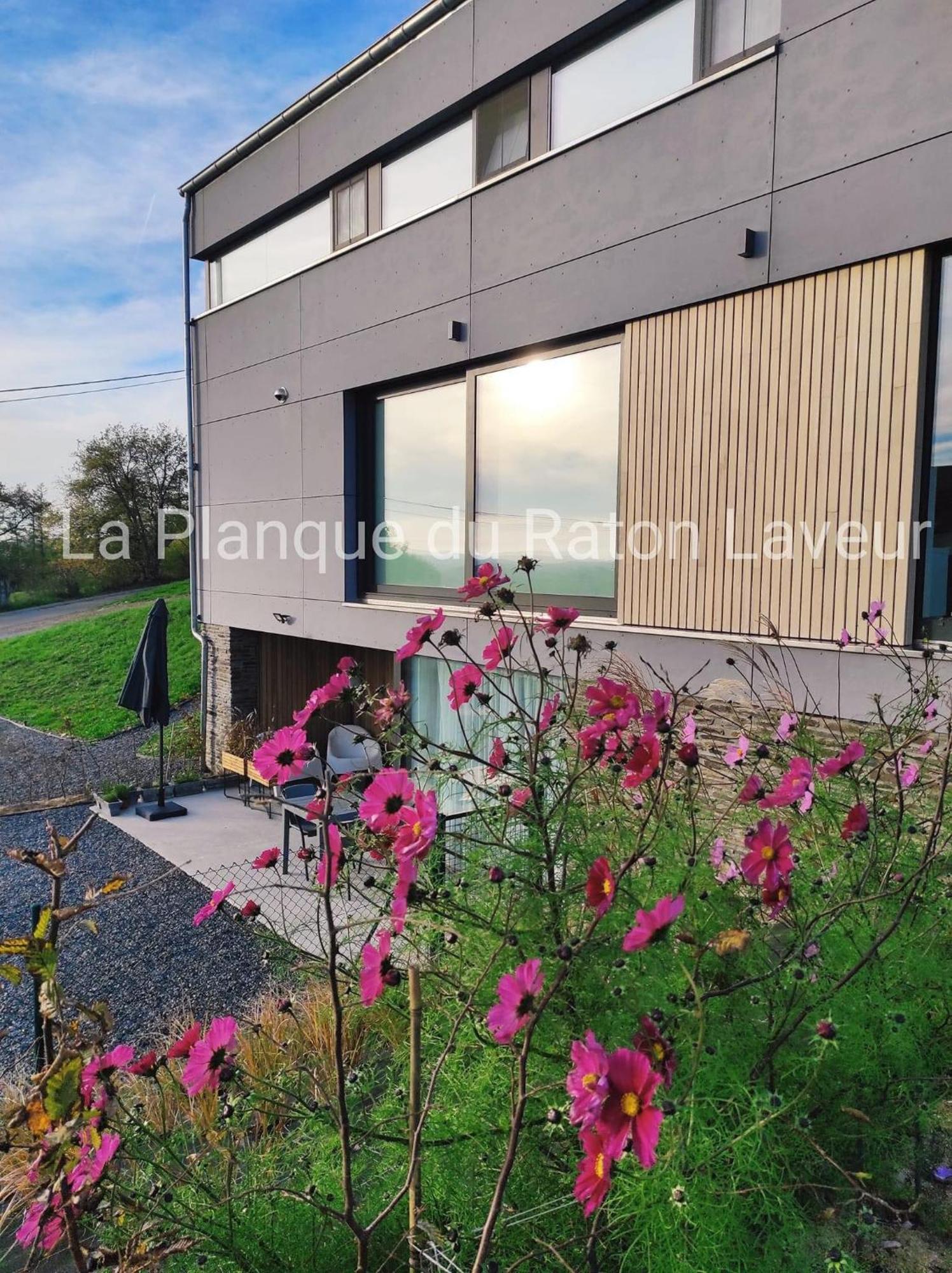 La Planque Du Raton Laveur Aparthotel Lierneux Exterior photo